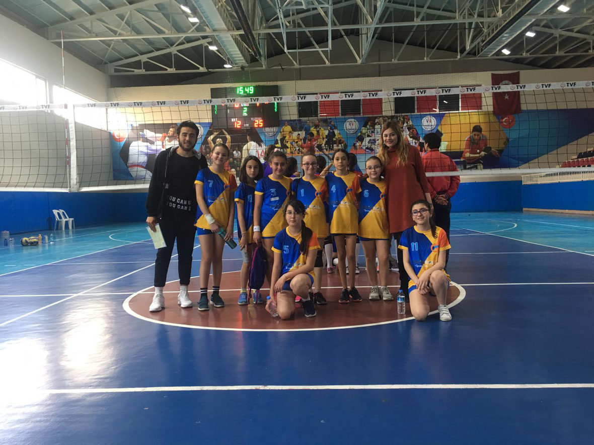 Etkin Kolej | Voleybol Maçı Kızlar