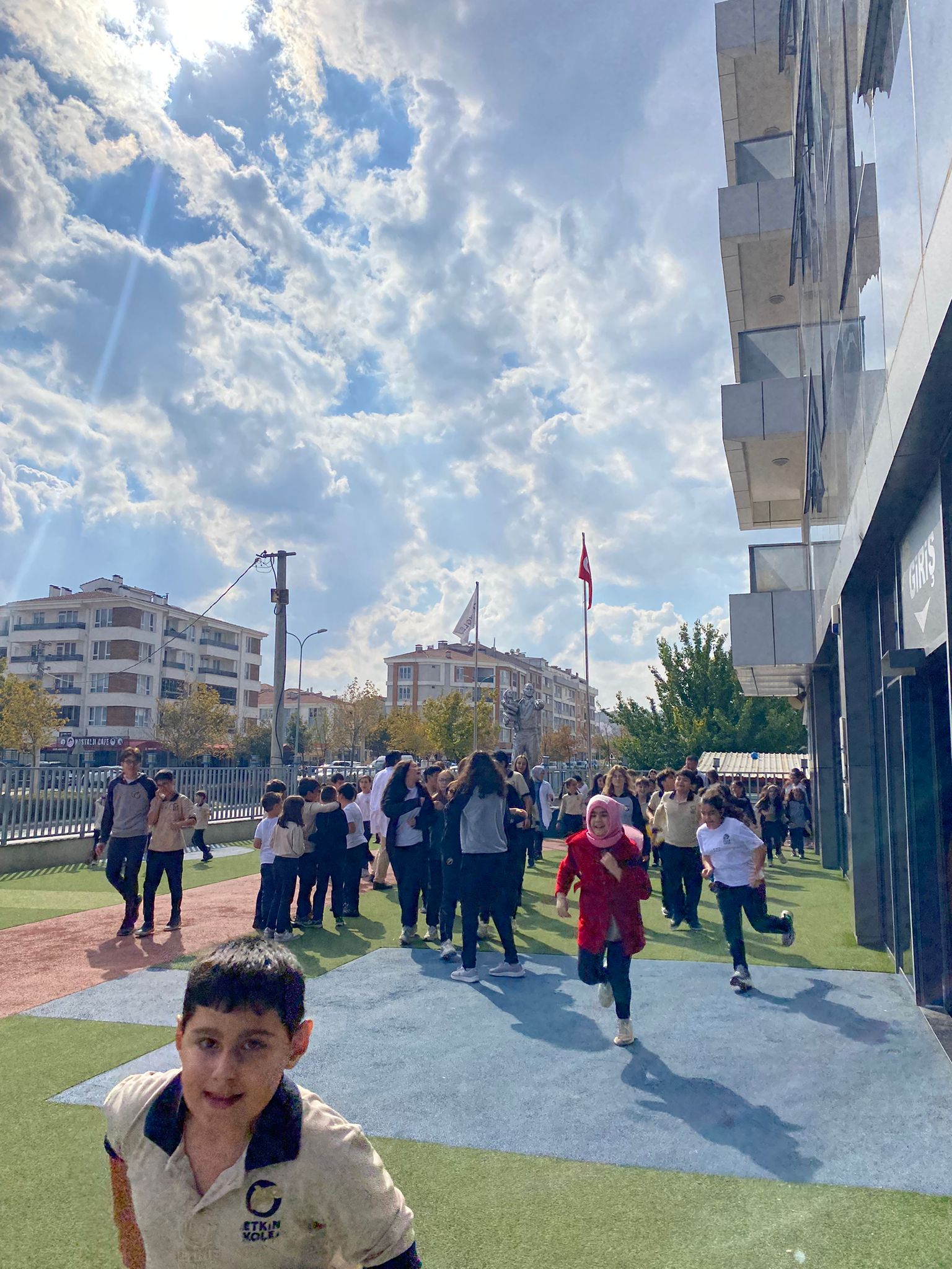 Etkin Kolej | ETKİN KOLEJDE DEPREM TATBİKATI