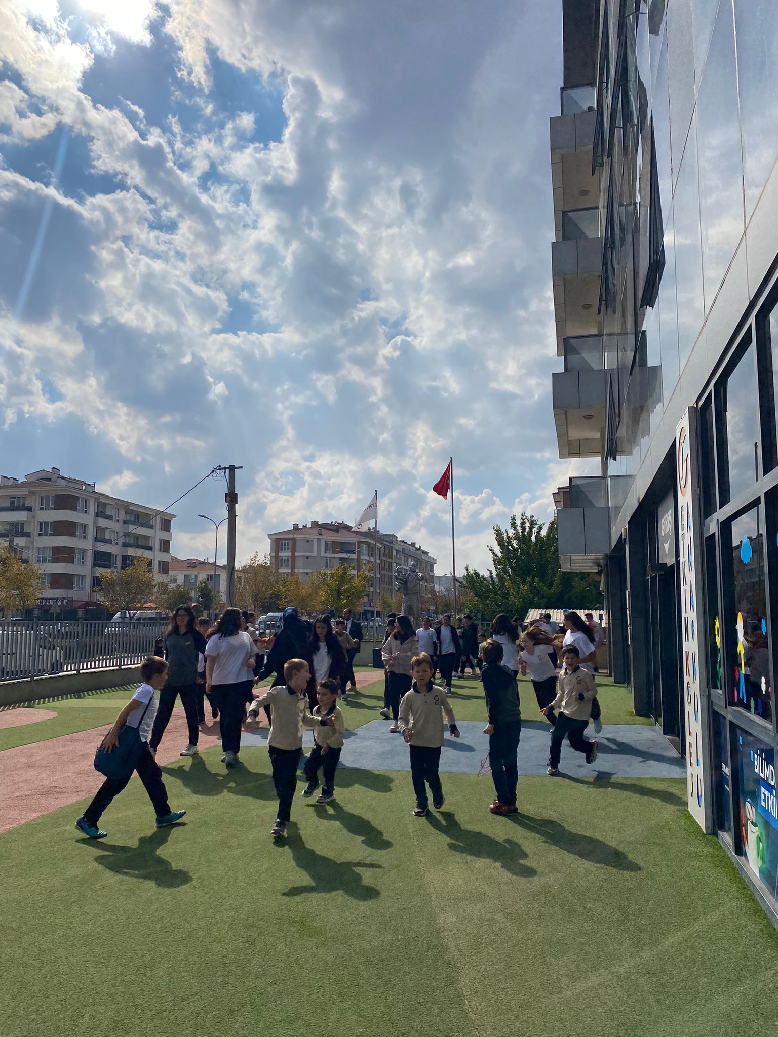 Etkin Kolej | ETKİN KOLEJDE DEPREM TATBİKATI