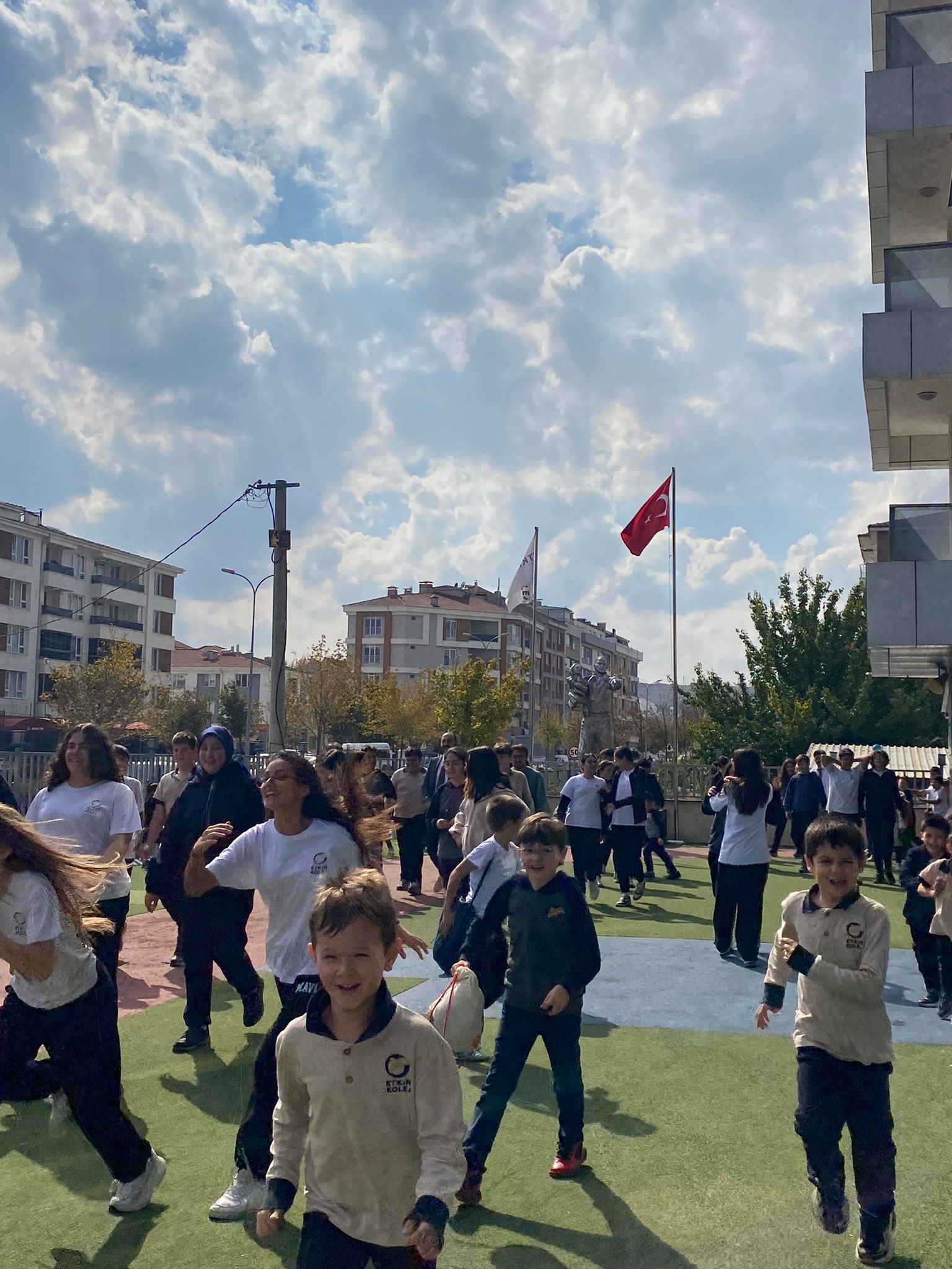 Etkin Kolej | ETKİN KOLEJDE DEPREM TATBİKATI