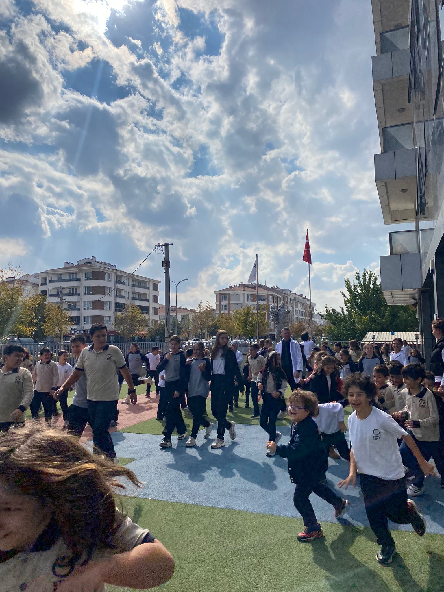 Etkin Kolej | ETKİN KOLEJDE DEPREM TATBİKATI