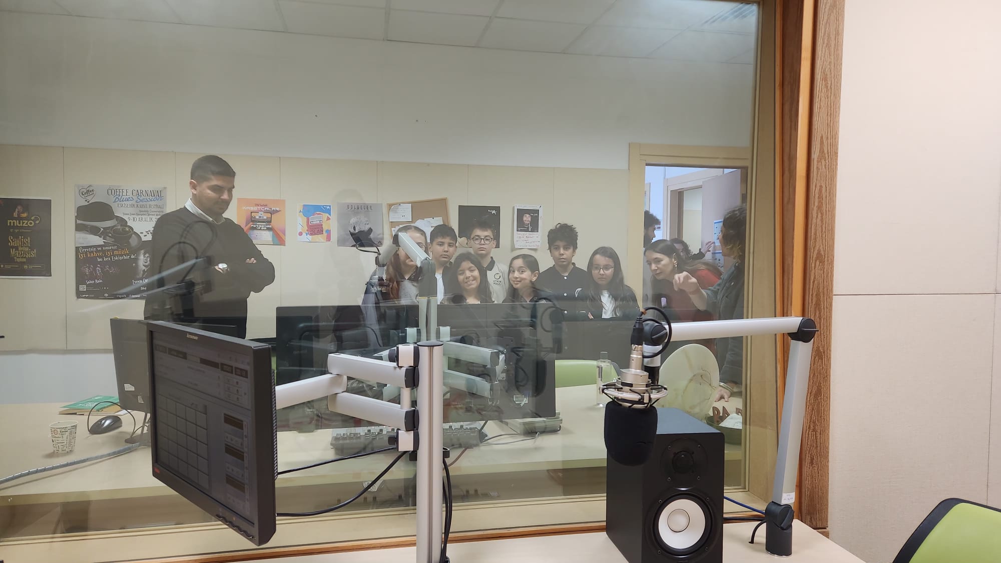 Etkin Kolej | Etkin Medya Kulübü İle Radro A Stüdyoları Ziyareti