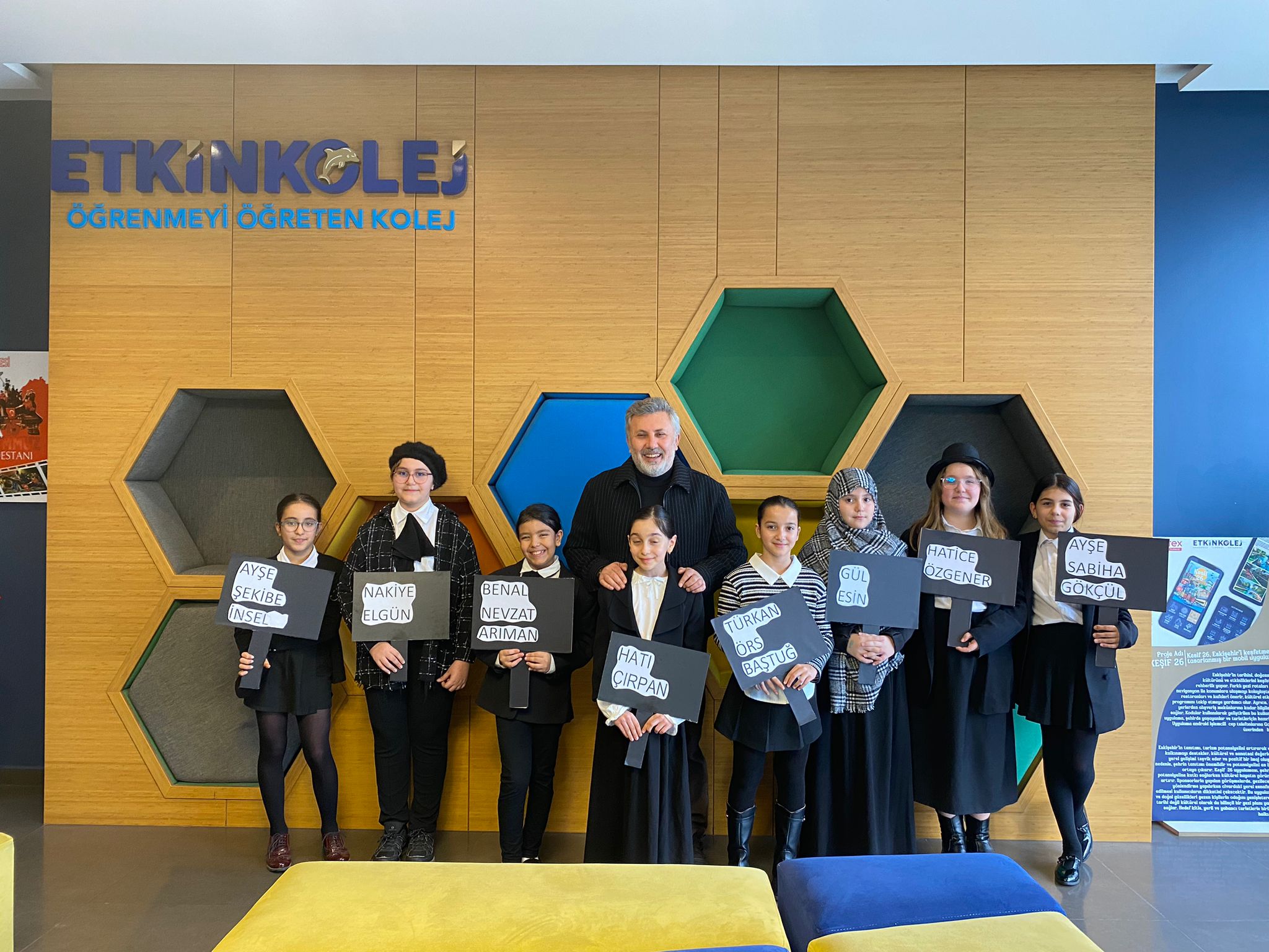 Etkin Kolej | 5 Aralık Kadın Hakları Günü Farkındalık Çalışması