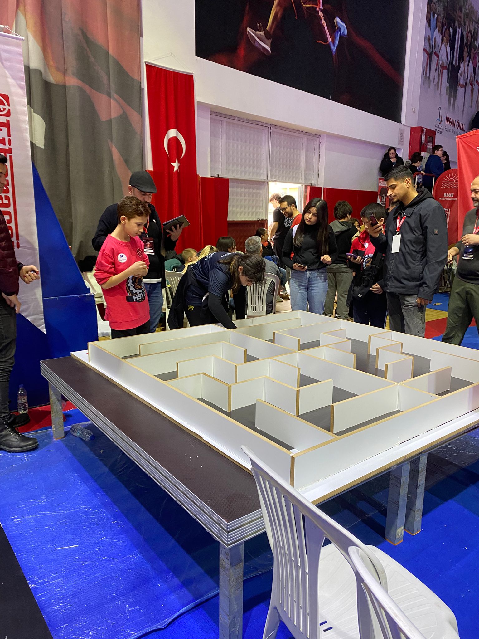 Etkin Kolej | İnovatif Beyinler Takımı Fibonacci İzmir Bölge Turnuvası’nda Büyük Başarı Elde Etti!