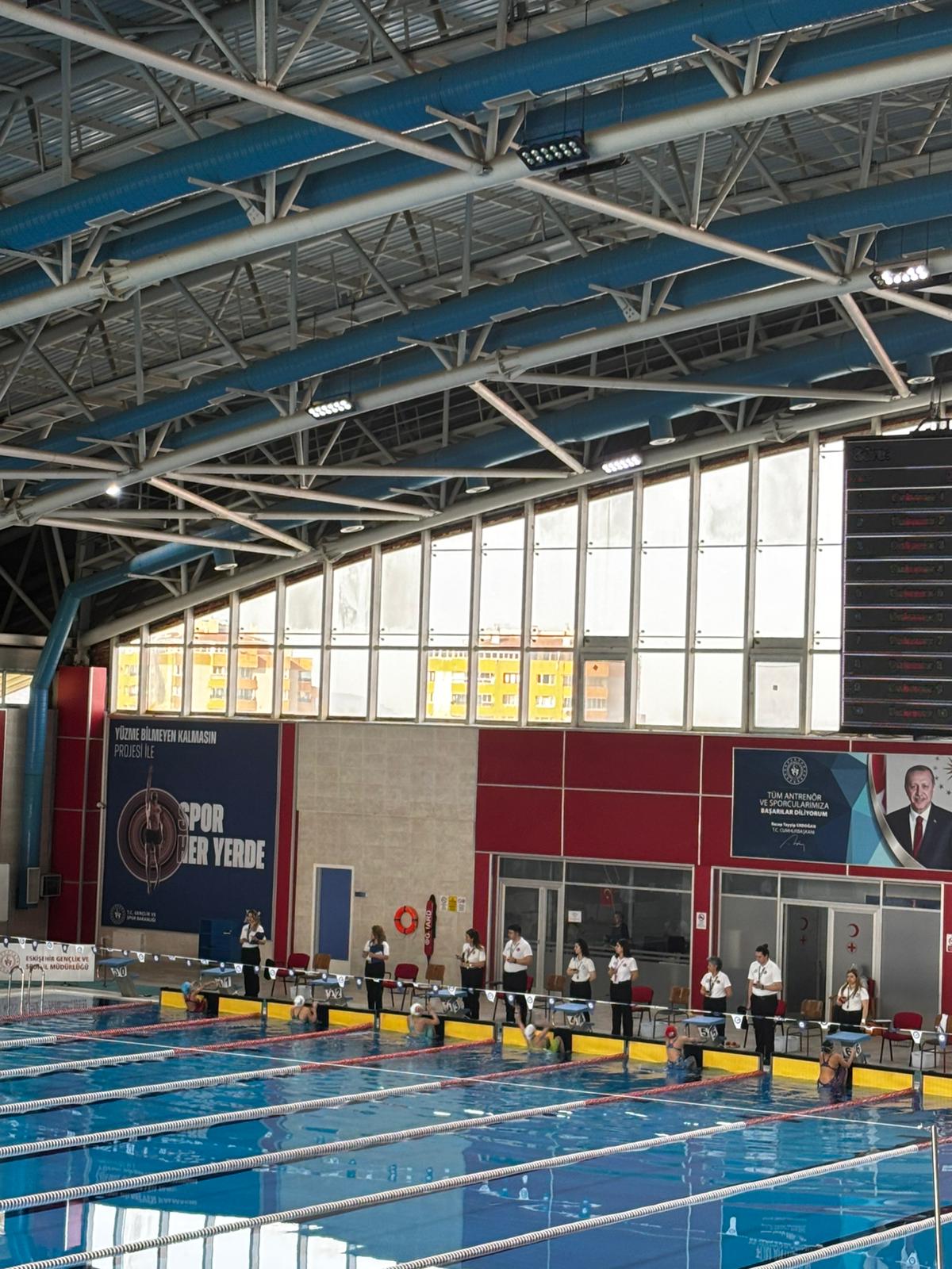 Etkin Kolej | Yüzme Branşında Gururlandıran Başarı