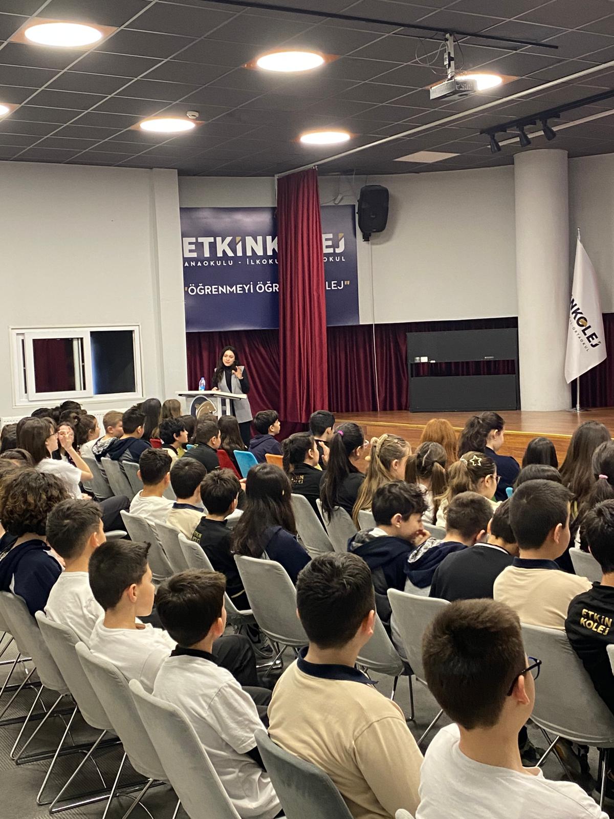 Etkin Kolej | Beden Algısı ve Beslenme Konulu Seminer