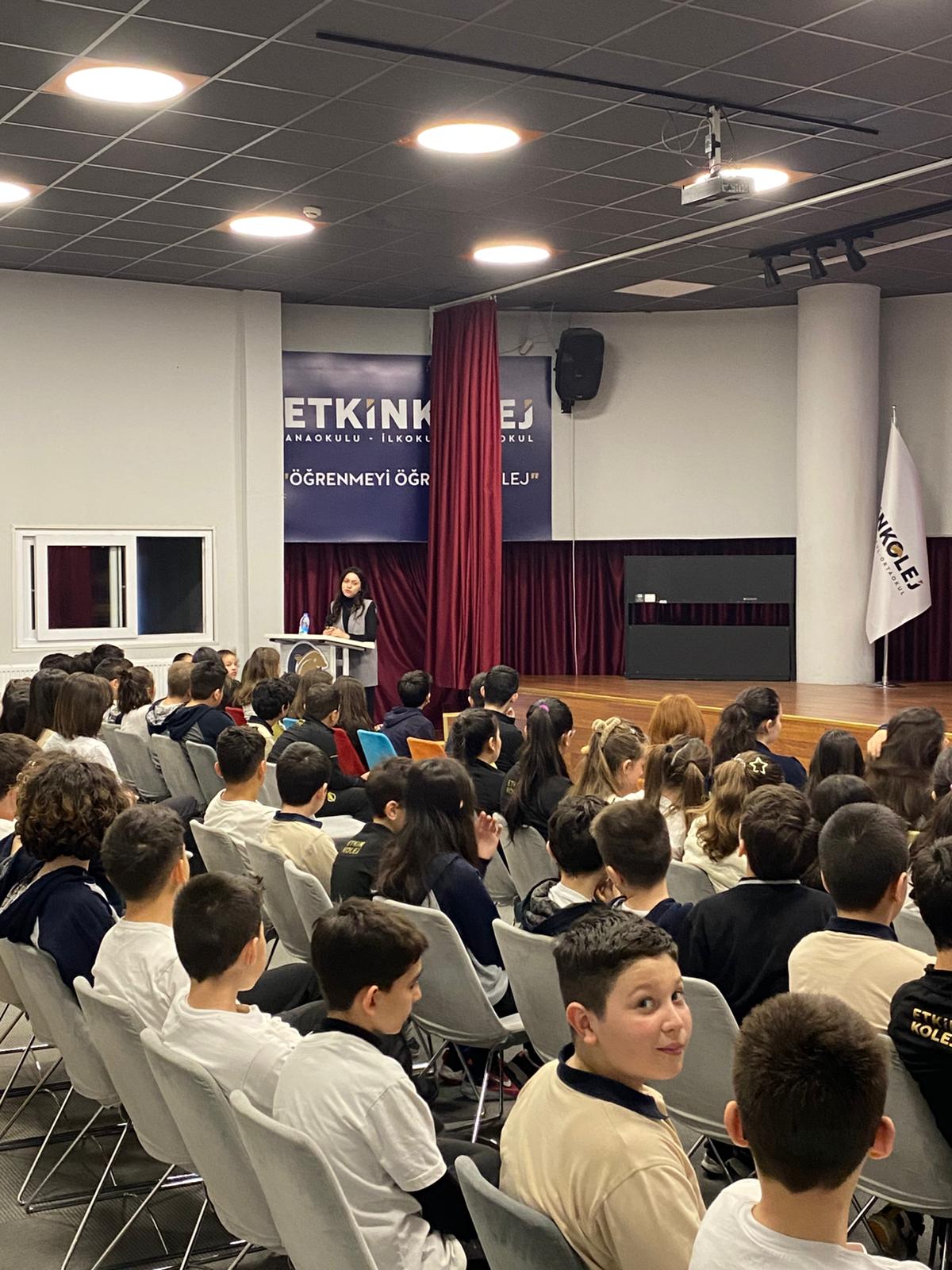 Etkin Kolej | Beden Algısı ve Beslenme Konulu Seminer