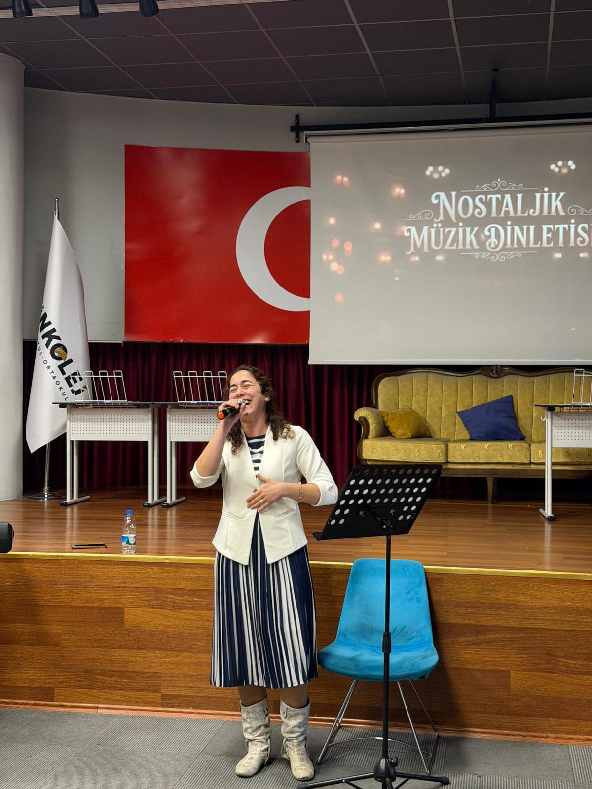 Etkin Kolej | Küçükler Büyükler El Ele Gönül Gönüle