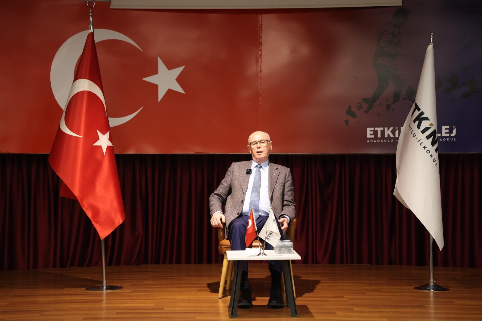 Etkin Kolej | Eskişehir Belediye Başkanı Kazım Kurt'u, Öğrenci Meclisimizin Davetiyle Okulda Ağırladık