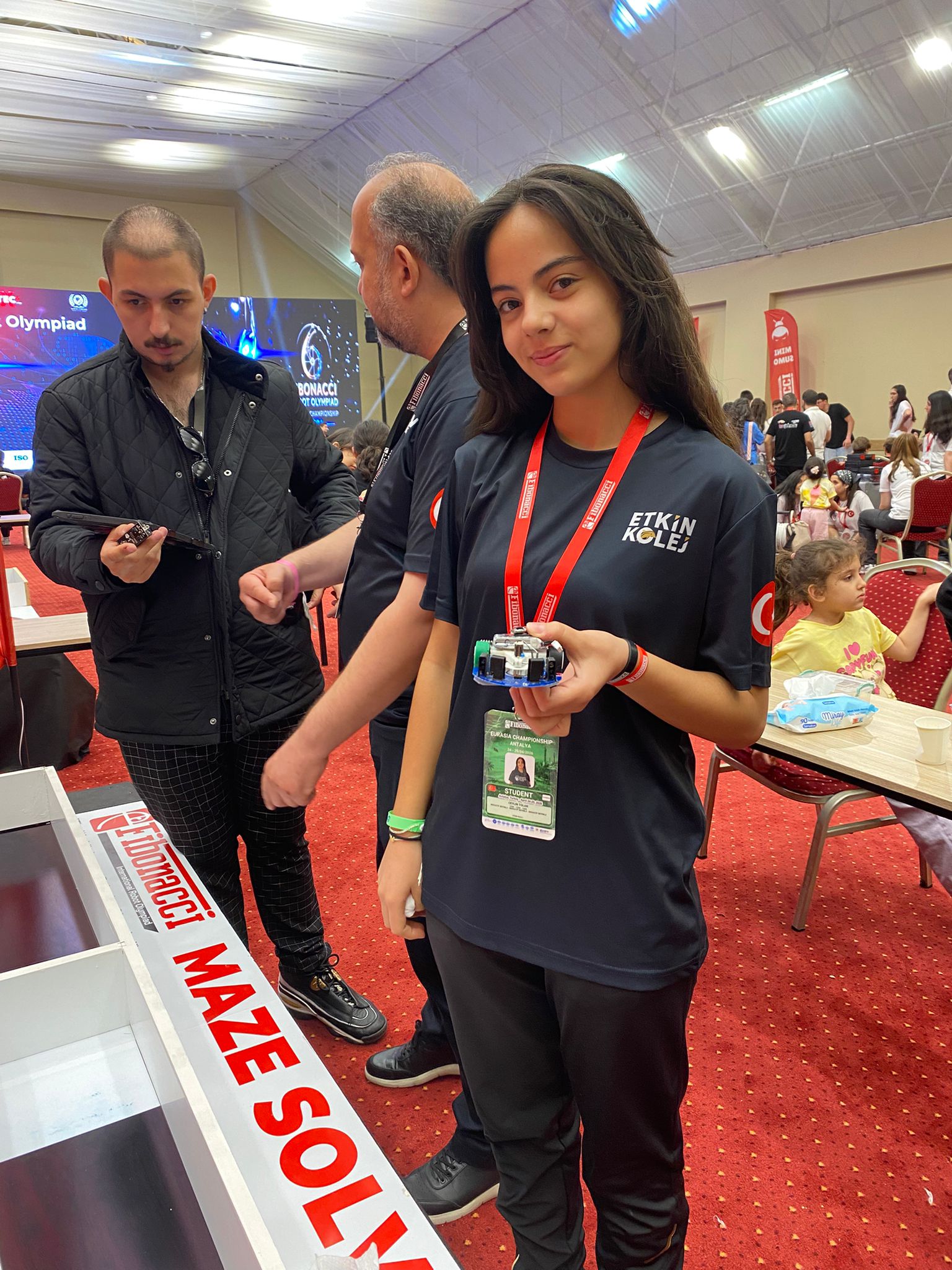 Etkin Kolej | Etkin Kolej İnovatif Beyinler Takımı Olimpiyat Birincisi